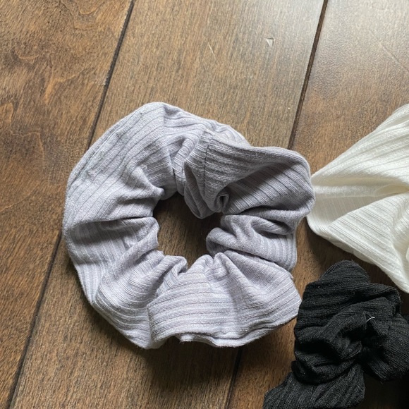 Scrunchies NWOT. Black, Gray and White. - Picture 2 of 4